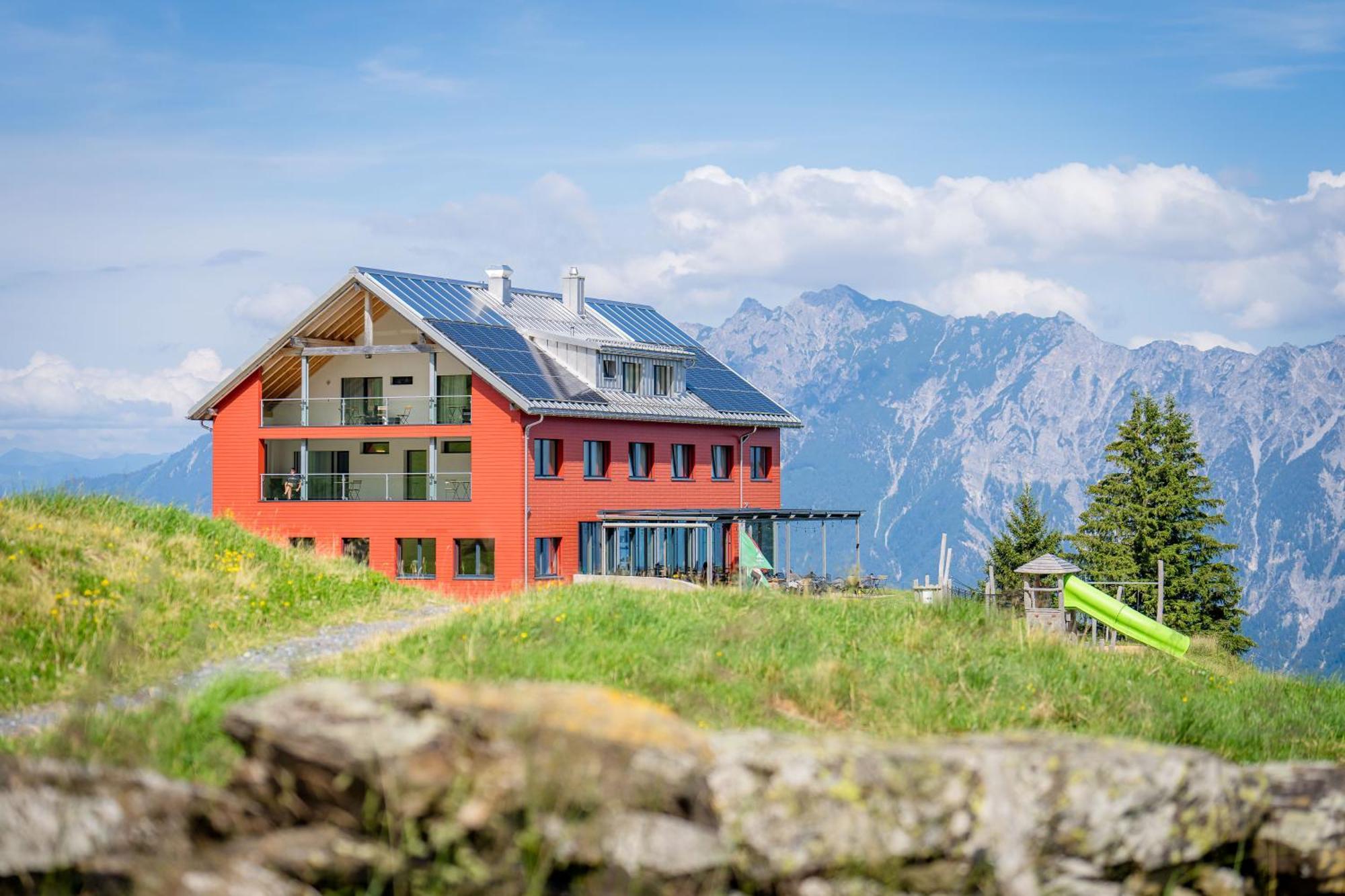 Hotel Restaurant Berghaus Malbun Buchserberg Buchs  Exterior foto